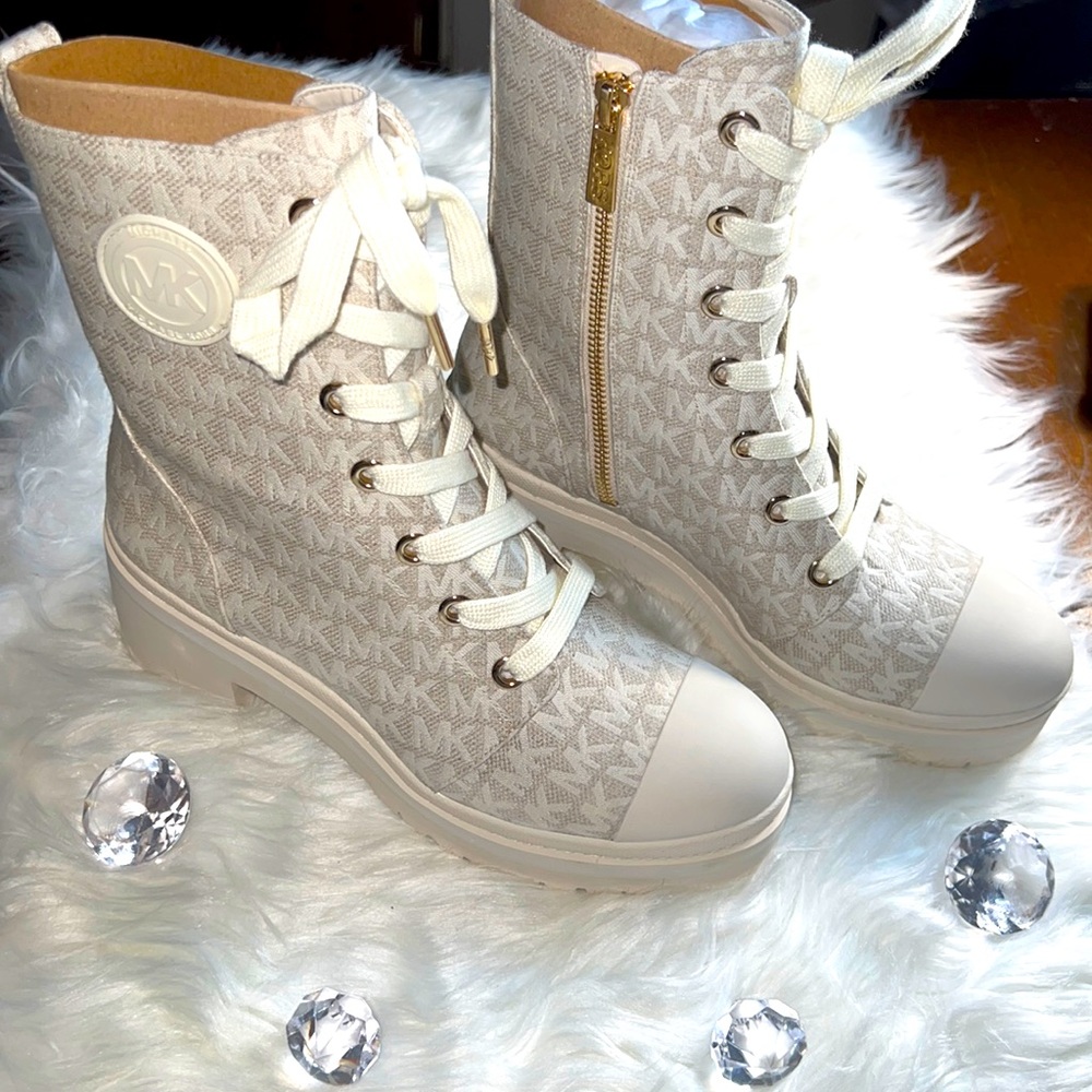Michael kors boots